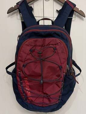 Patagonia Chacabuco 28L Backpack Navy and Red Hiking Laptop Many pockets